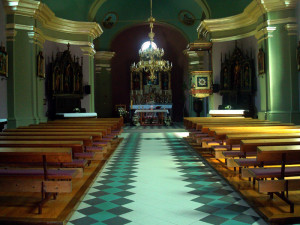 Krapinske Toplice unutrašnjost župne crkve